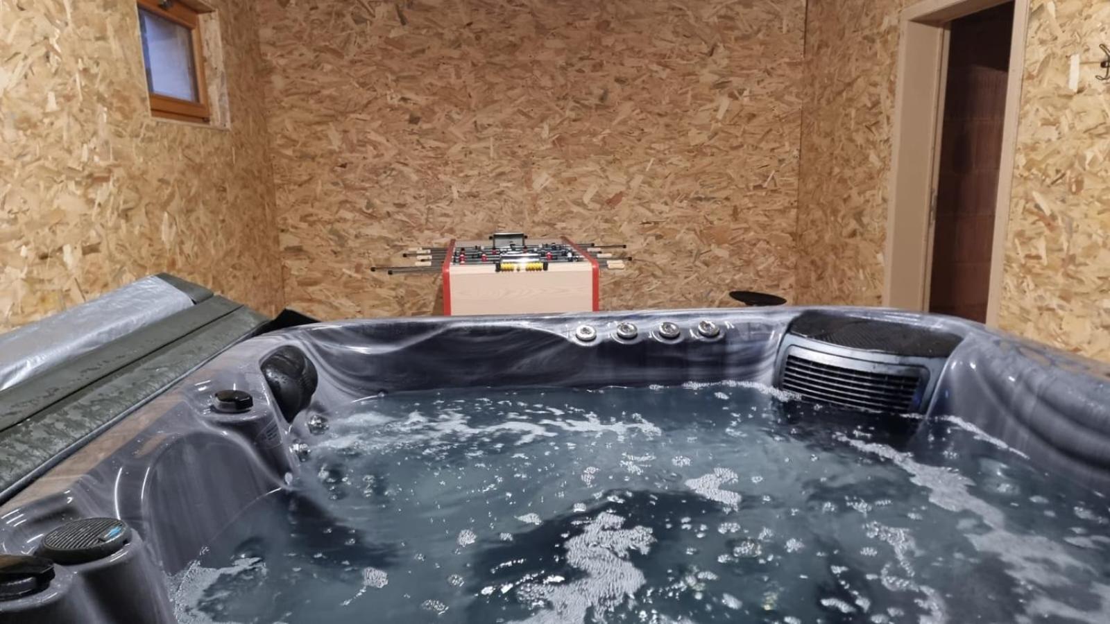Les Randogodilleurs Avec Jacuzzi A 2Kms Des Pistes Et 350M Du Theatre Du Peuple ! Villa Бусан Екстериор снимка