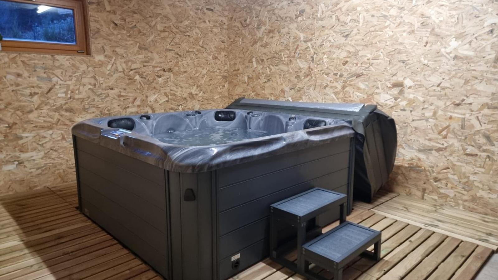 Les Randogodilleurs Avec Jacuzzi A 2Kms Des Pistes Et 350M Du Theatre Du Peuple ! Villa Бусан Екстериор снимка