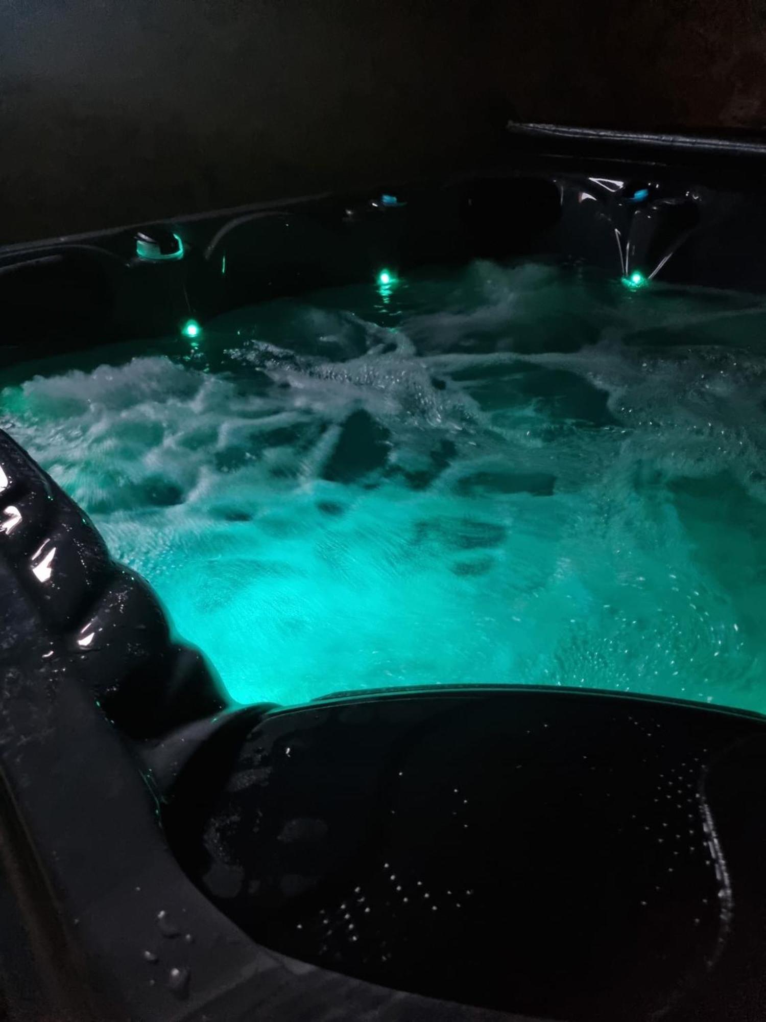 Les Randogodilleurs Avec Jacuzzi A 2Kms Des Pistes Et 350M Du Theatre Du Peuple ! Villa Бусан Екстериор снимка